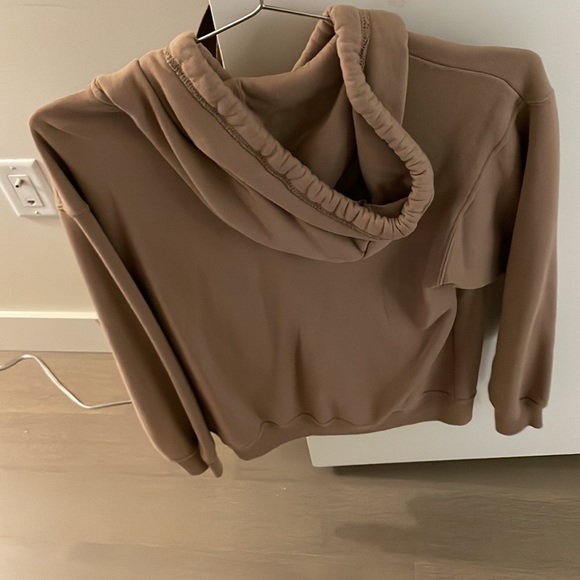 Hollister brown hoodie - Picture 2 of 7